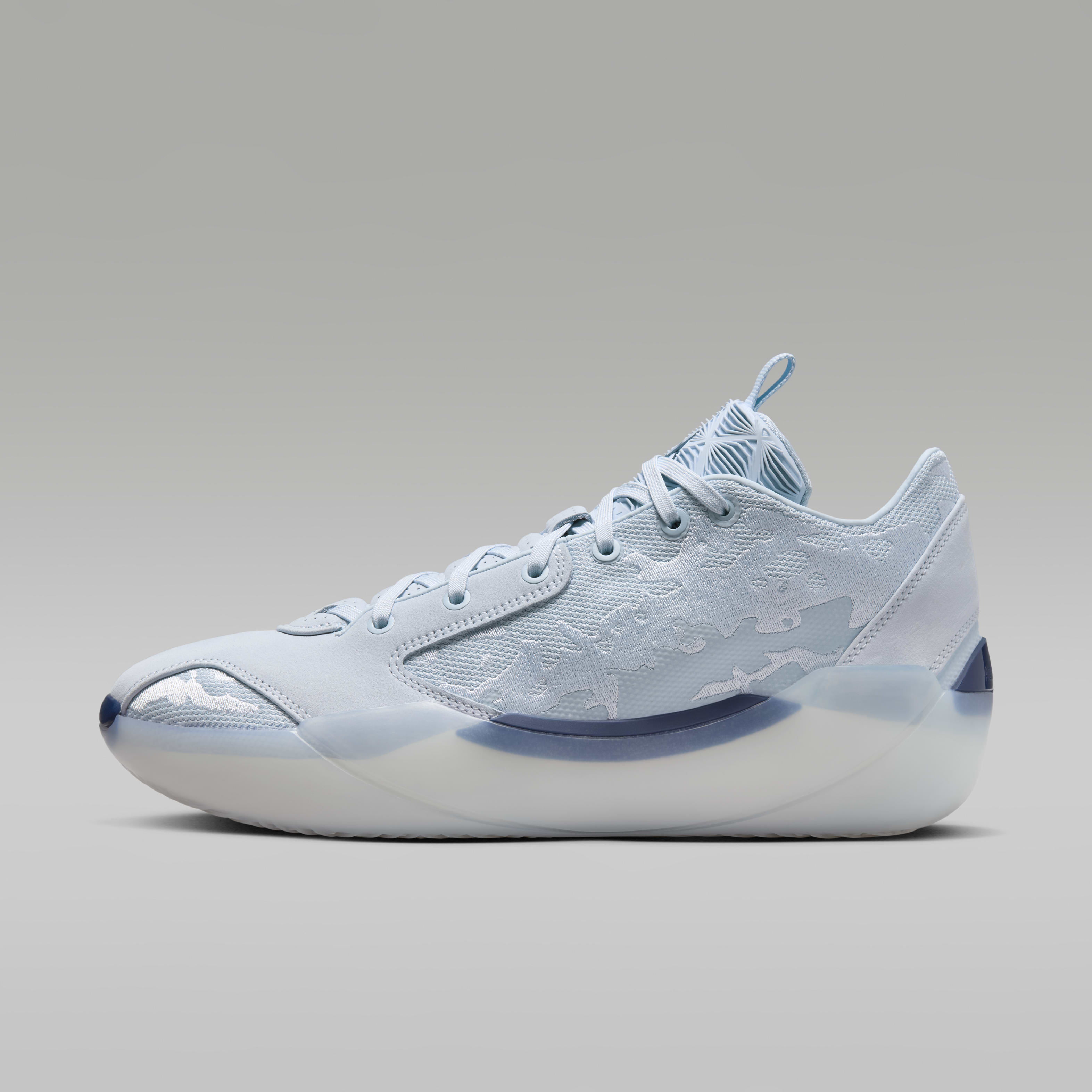 Mj basketball shoes deals